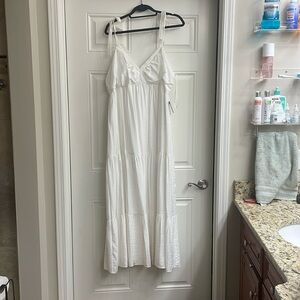White Express Dress size XL NWT